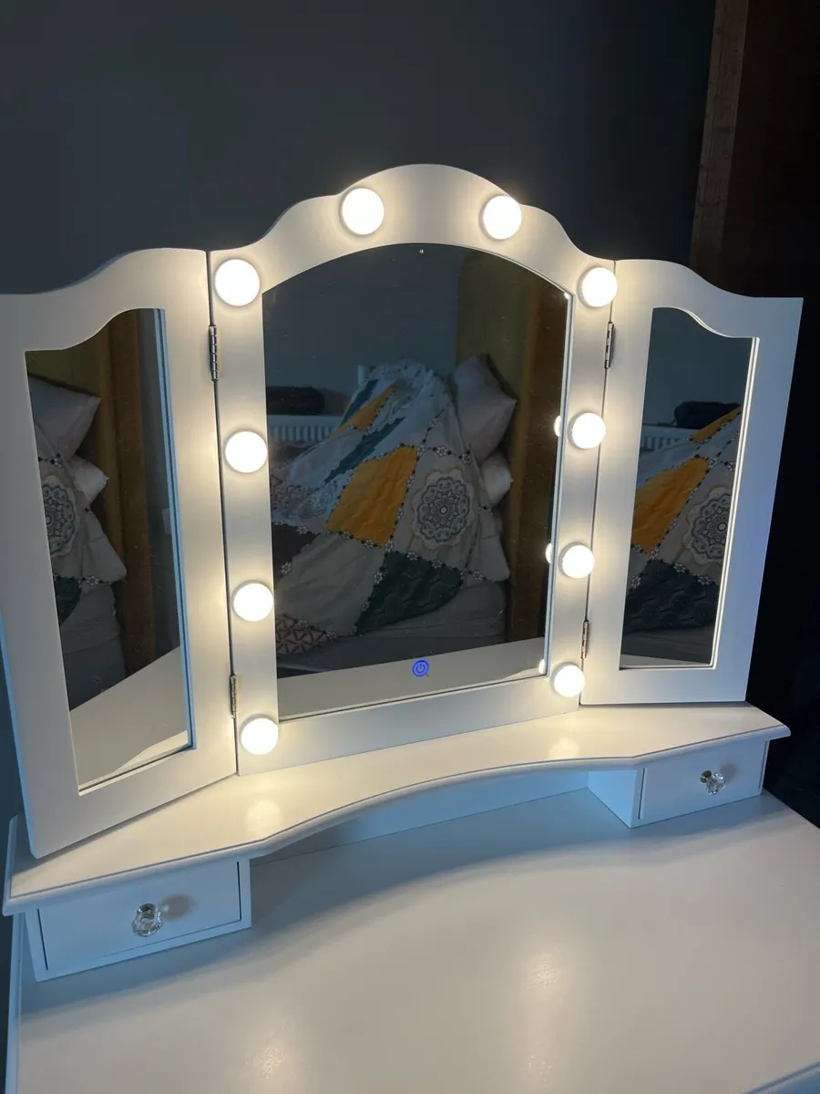 Dressing table - Image 3