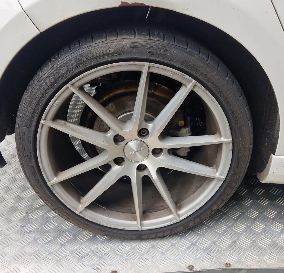 2012 Mk6 Golf Breaking - Image 4