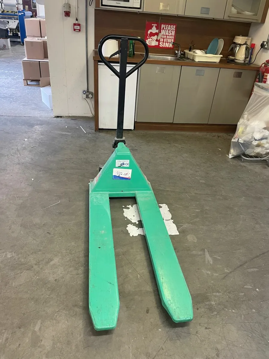 Manual High Lift Pallet Truck - Image 2