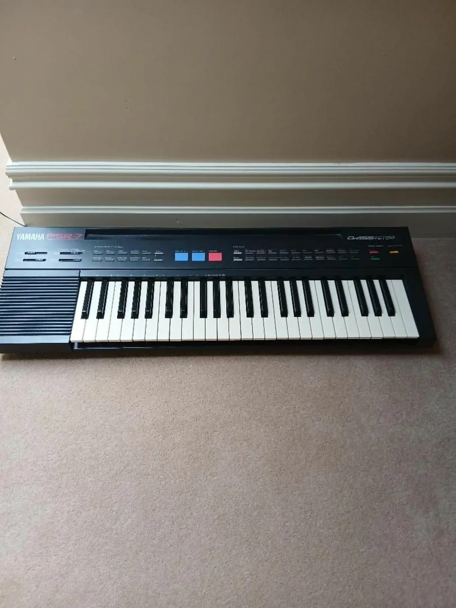 Yamaha Keyboard - Image 1
