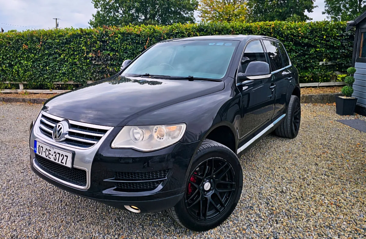07 Volkswagen Touareg CREWCAB CVRT 04/26 TAX 08/26 - Image 1