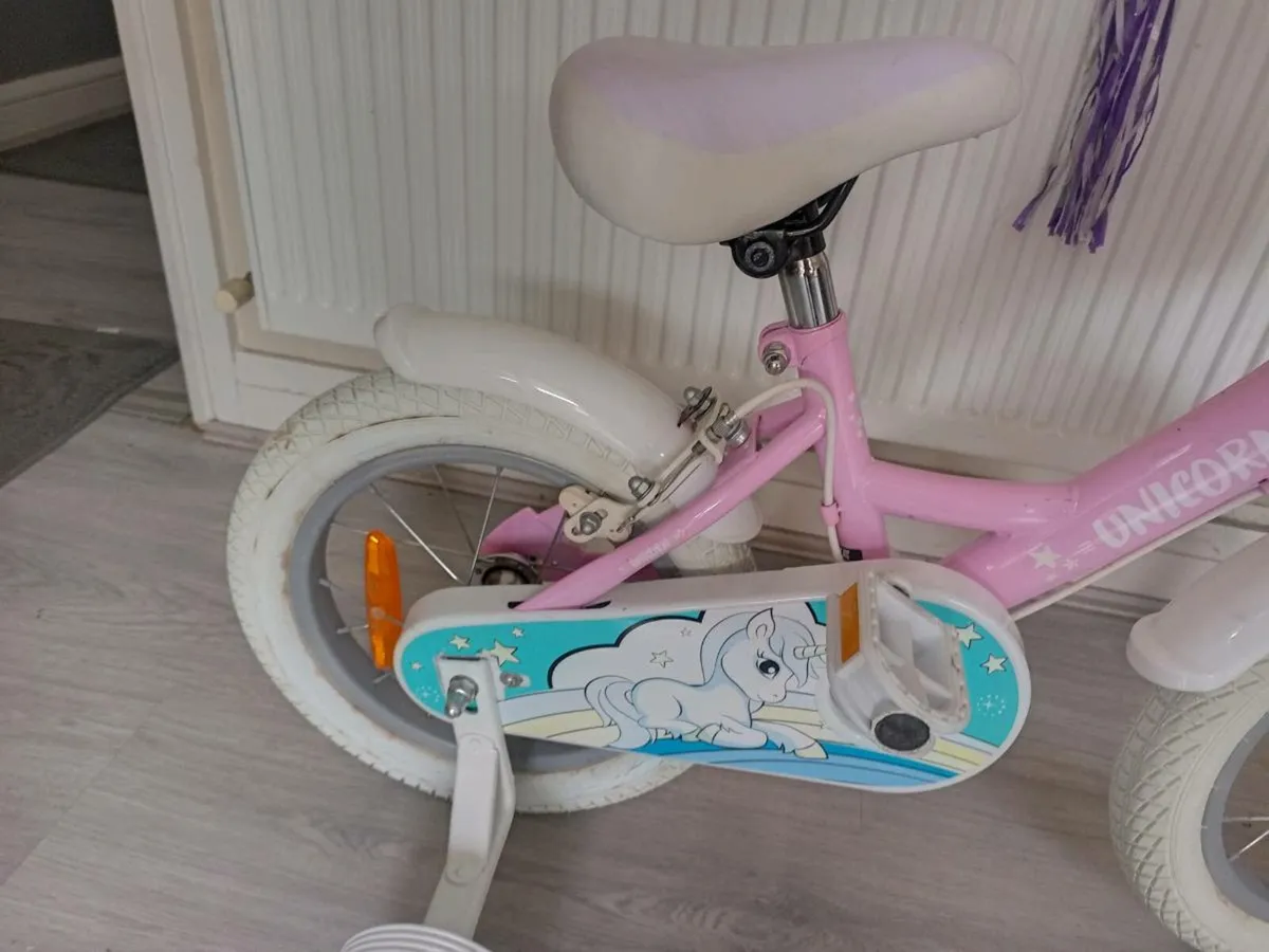 Kids unicorn bike size 14 inch wheels. - Image 3