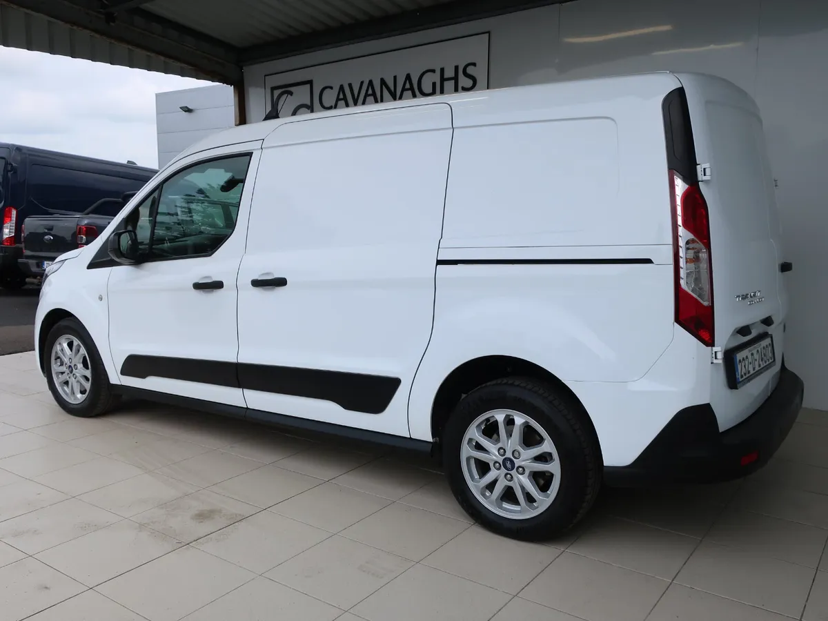 2023 Ford  TRANSIT CONNECT LWB TREND 1.5td - Image 3