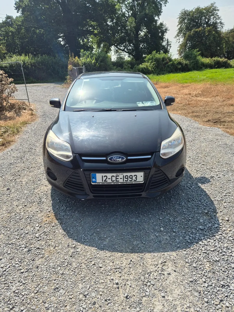 Ford Focus 2012 - Image 2