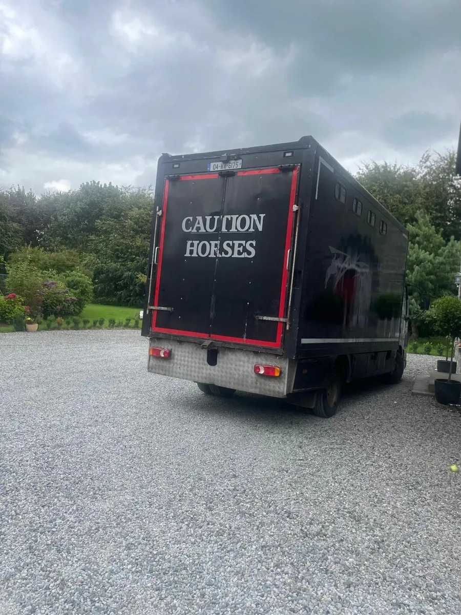 Horse Lorry - Image 3