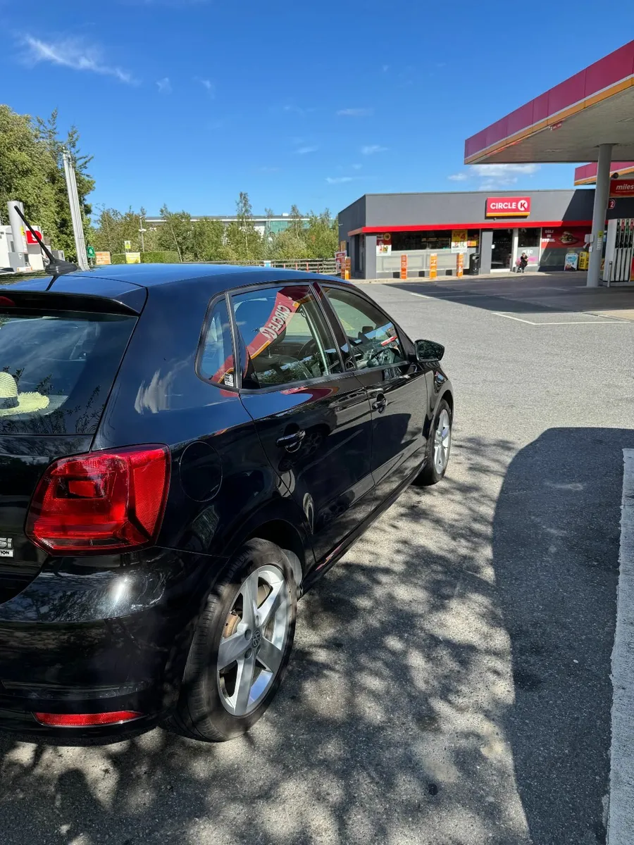 2016 VOLKSWAGEN POLO TSI HIGHLINE ALCANTARA BLACK - Image 2