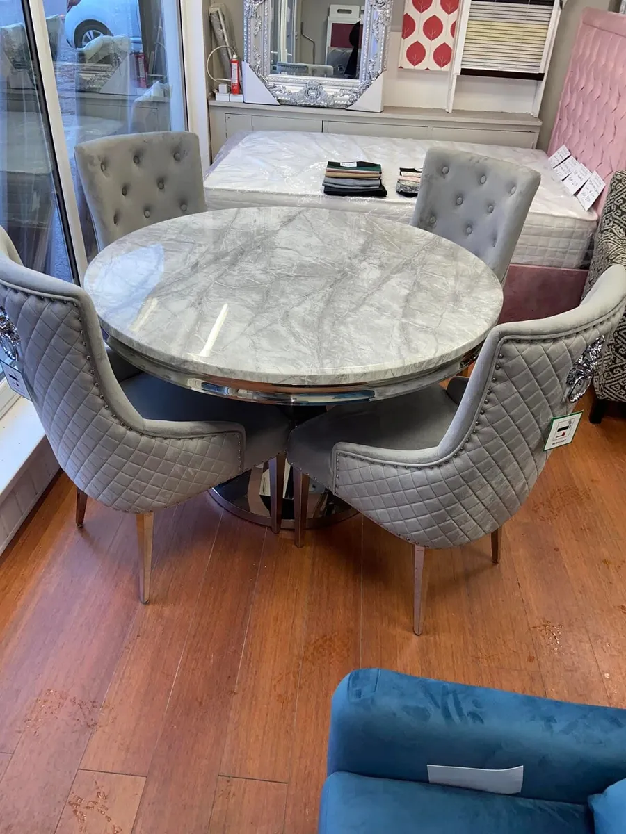 Round Kitchen Dining Table With 4 Chairs - Image 2
