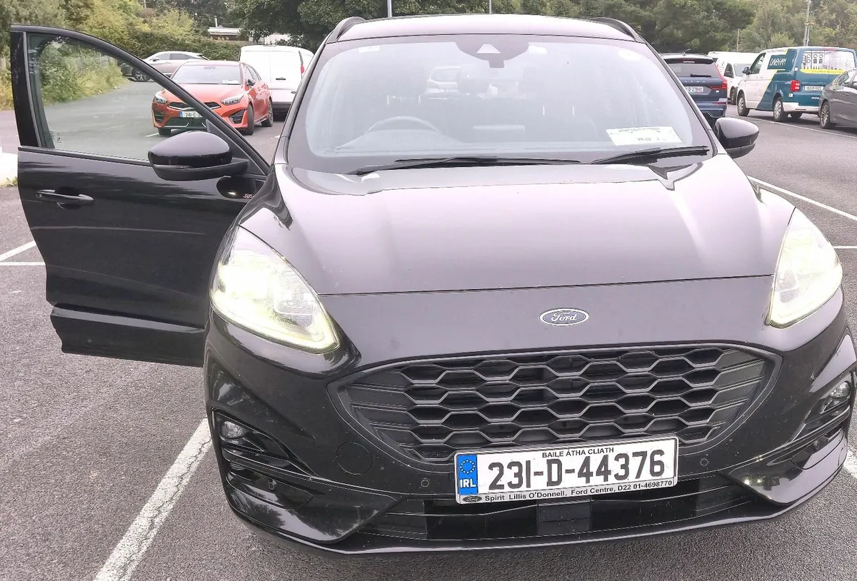 2023 Ford Kuga ST-Line X Black Special Edition - Image 2
