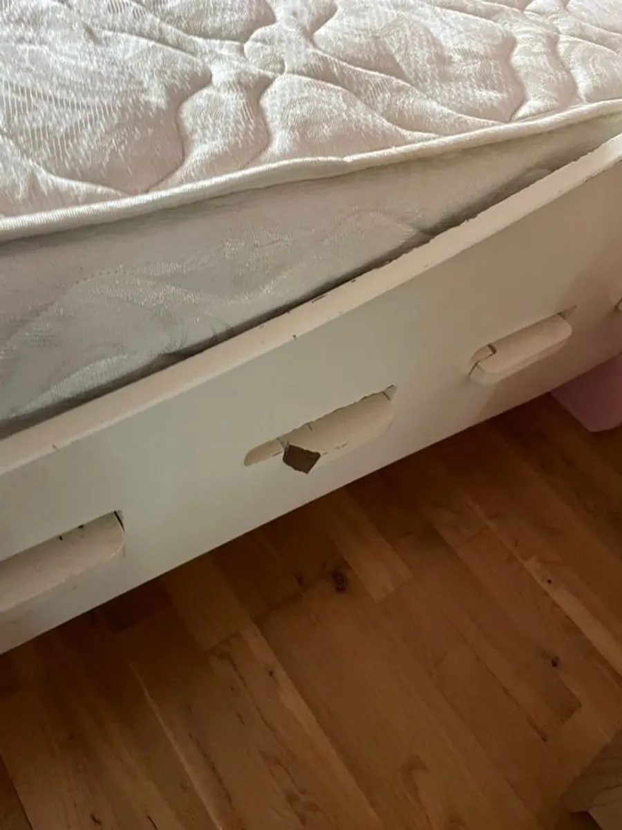 Childs pink single bed with matress and matching bedside locker - Image 4