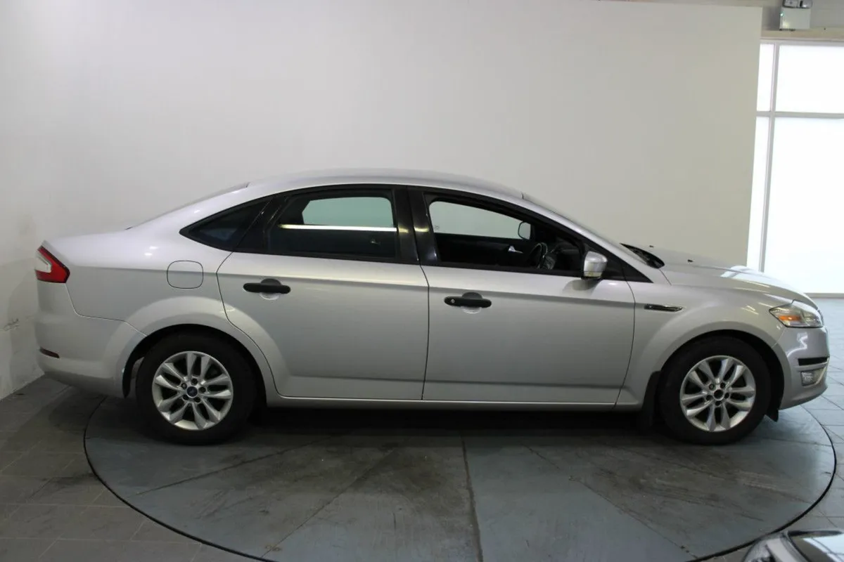 Ford Mondeo Style 1.6tdc 4DR - Image 3
