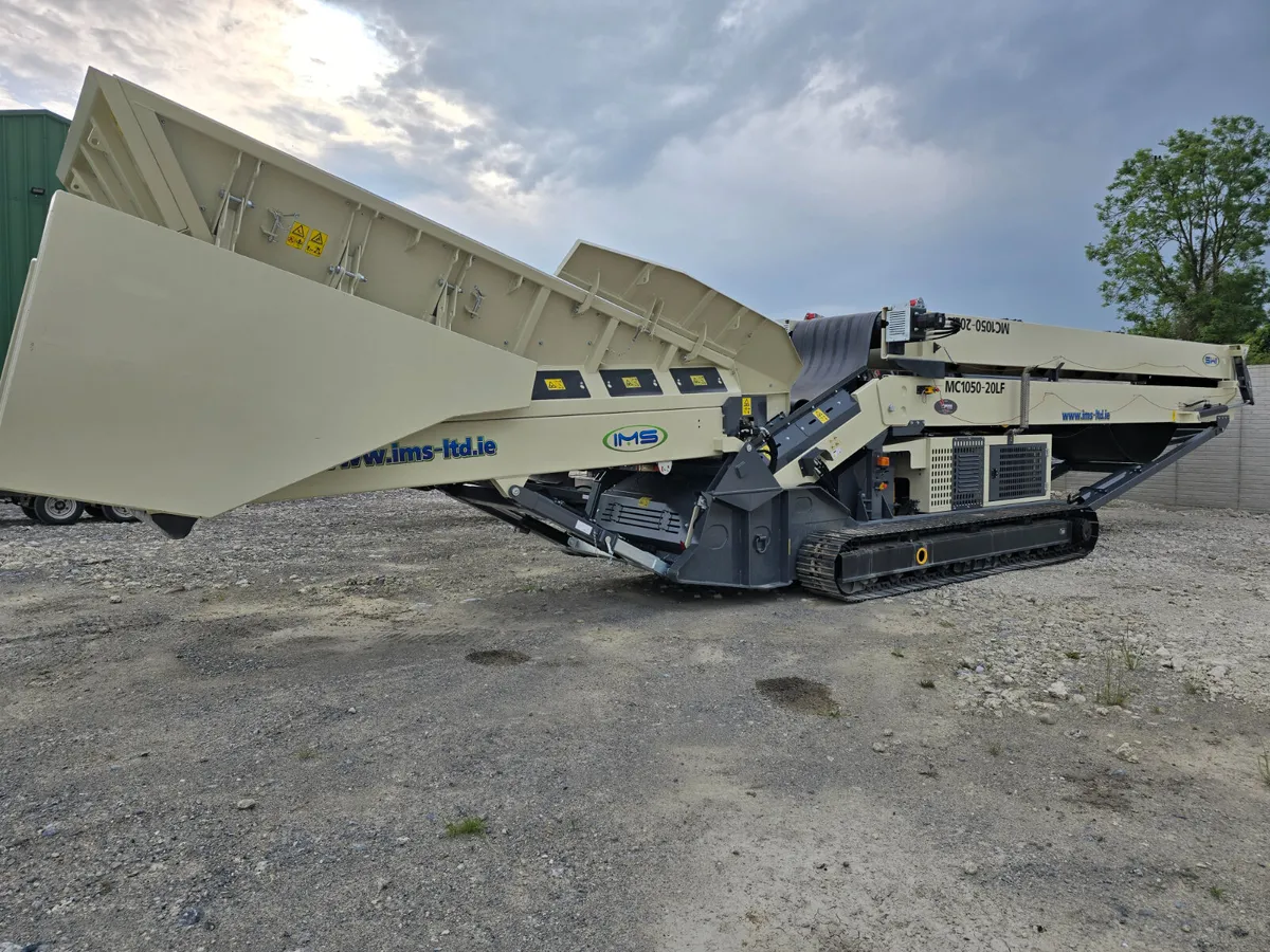 Low Level Feeder Conveyor for sale - Image 1
