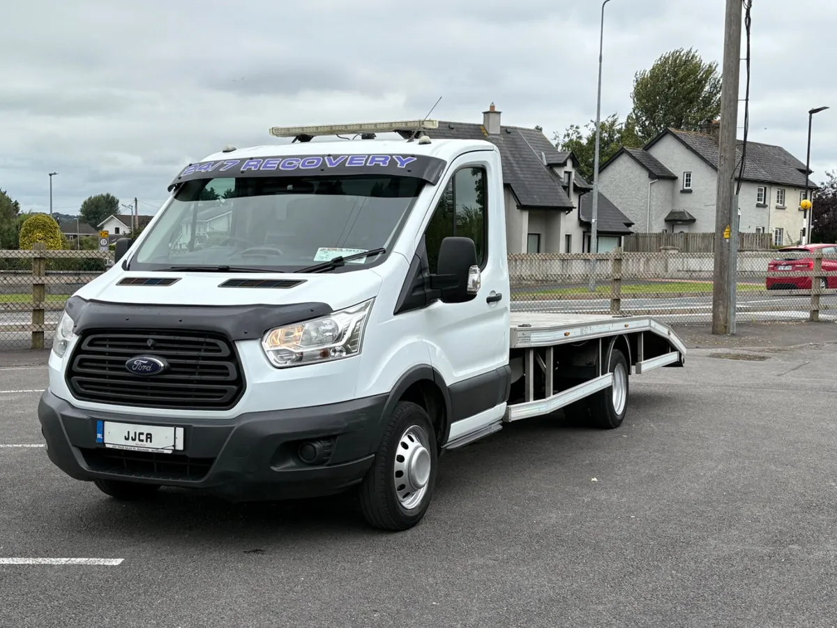STUNNING 2015 FORD TRANSIT RECOVERY - Image 1