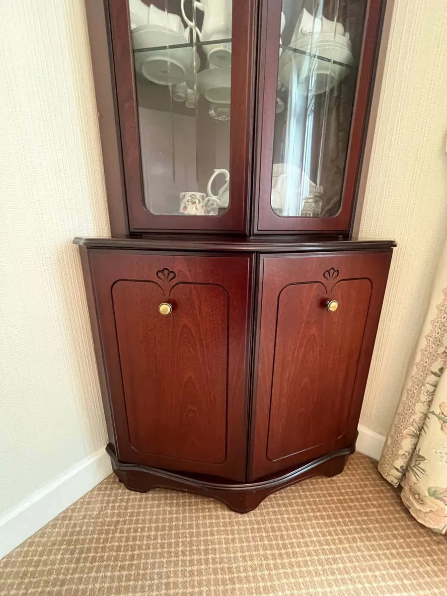 Corner Cabinet - Image 1