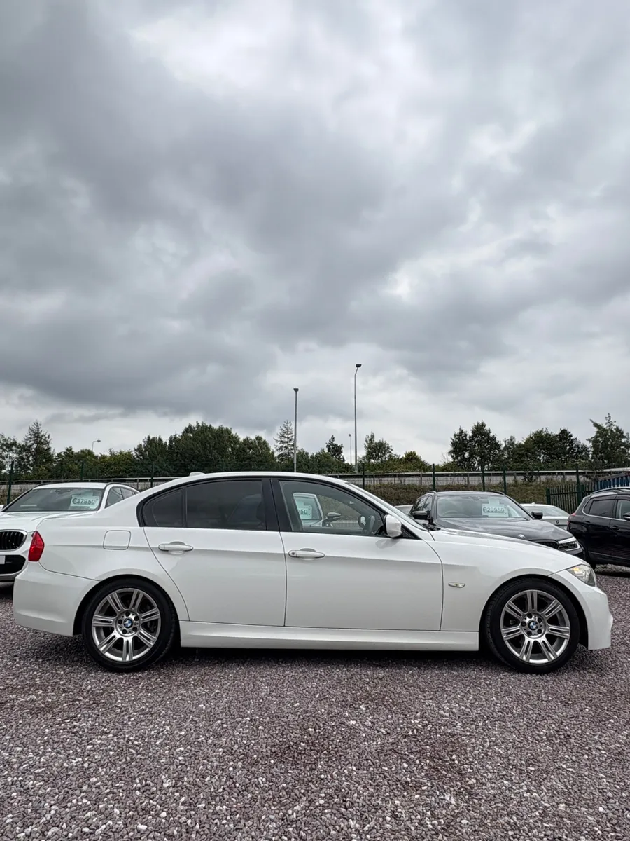 BMW E90 320i M Sport Automatic Low KM - Image 2