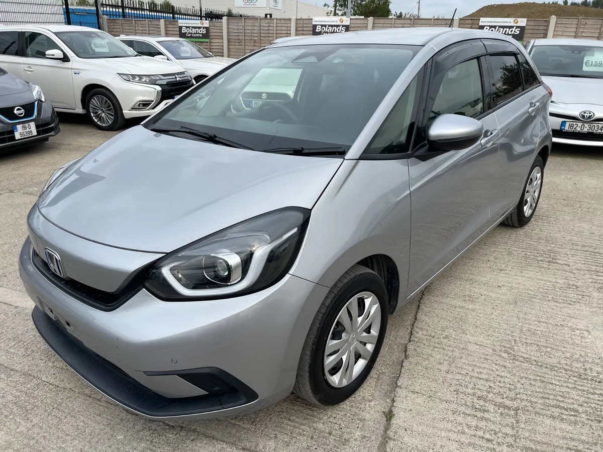 201 Honda Fit Hybrid 1.5 Automatic (Low Km's) - Image 3