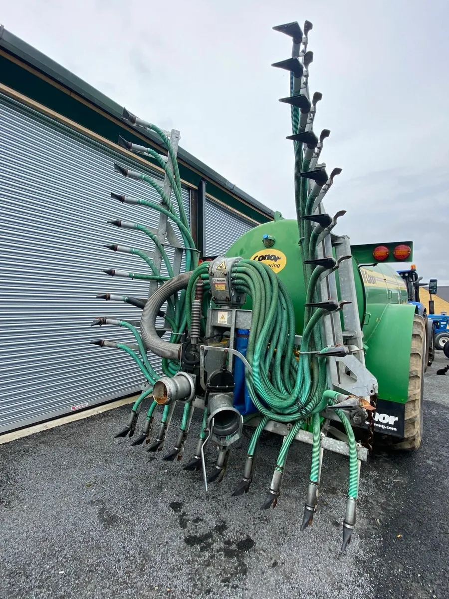 Slurry Tanker with Trailing Shoe 2750 Gal. - Conor - Image 3