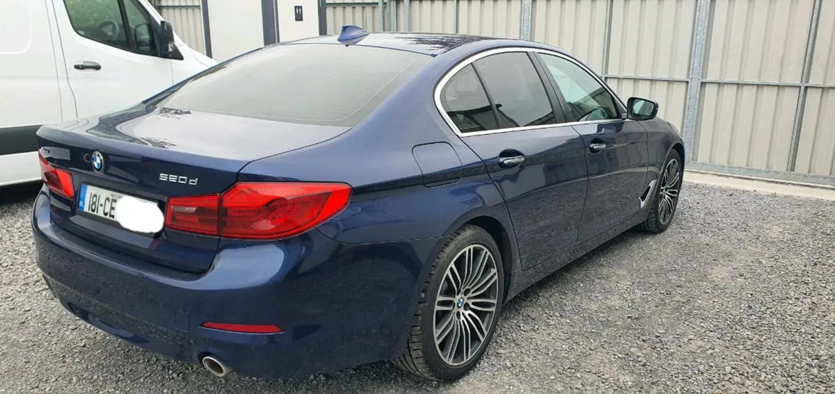 181 BMW 520D X-DRIVE - Image 4