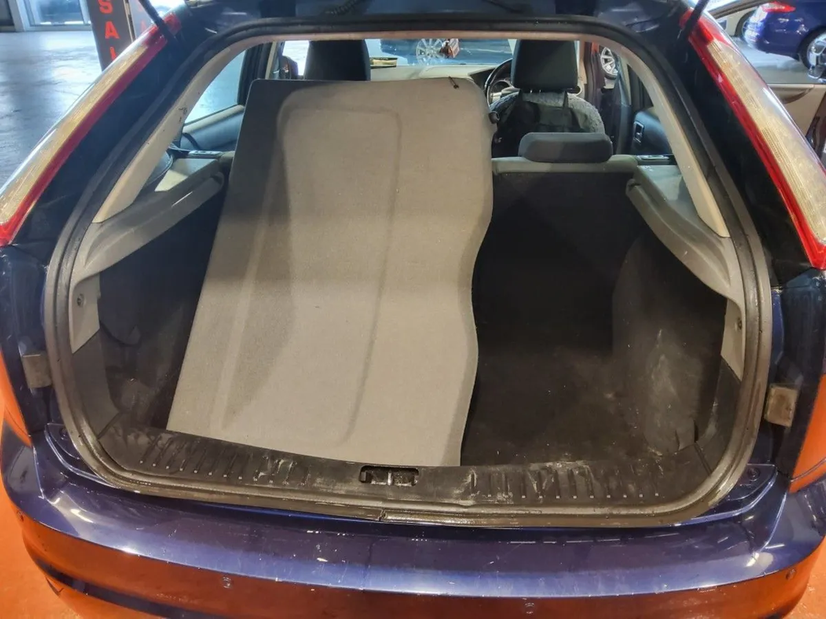 Ford Focus 1.6 Tdci 90 PS Zetec - Image 3