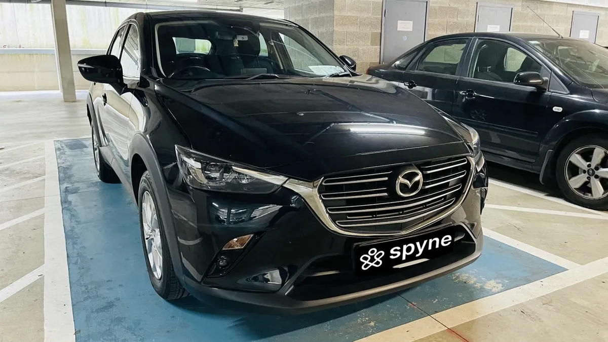 Mazda CX-3 Executive SE with a lot of accessories - Image 1
