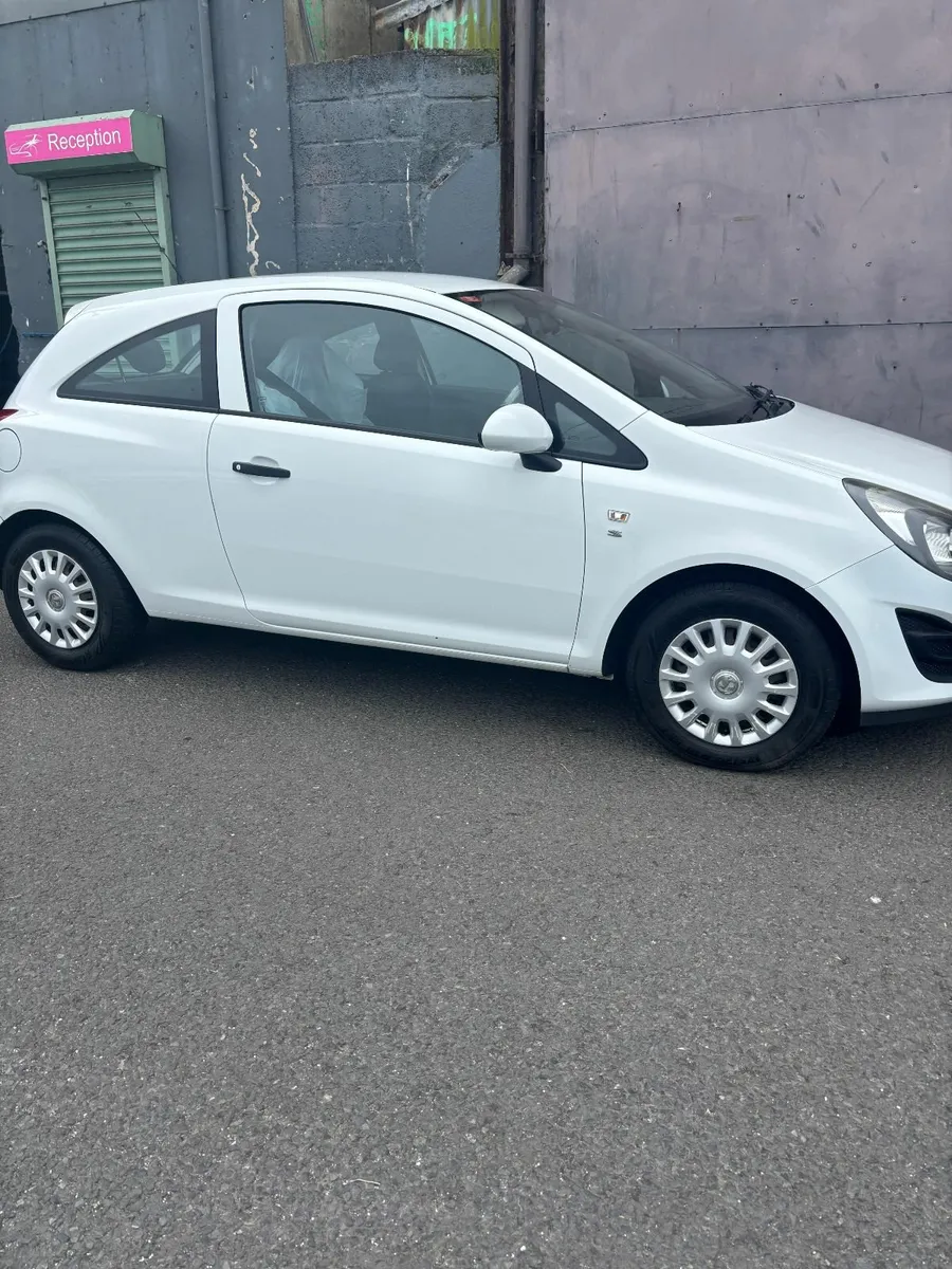 Vauxhall Corsa 2014 - Image 3