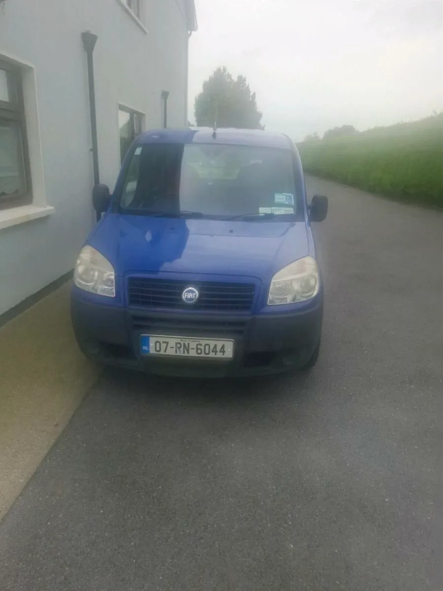 Wheelchair accessible Fiat Doblo Car - Image 2
