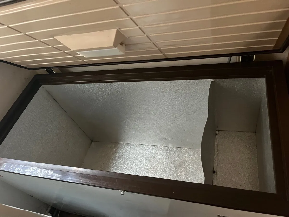 Freezer - Image 2