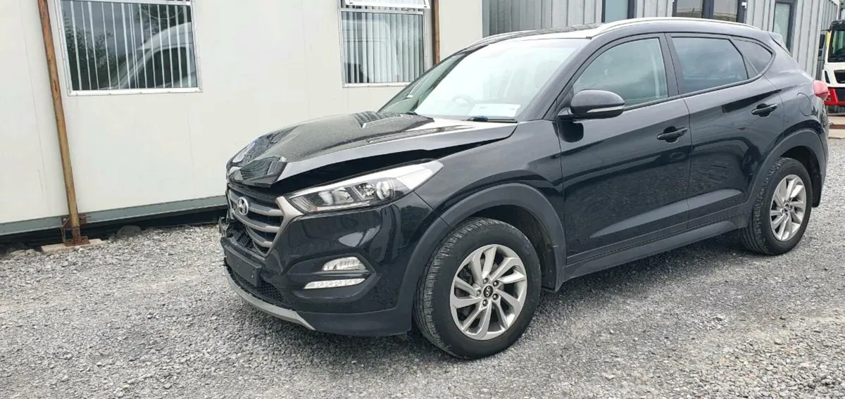 171 HYUNDAI TUCSON DIESEL - Image 3