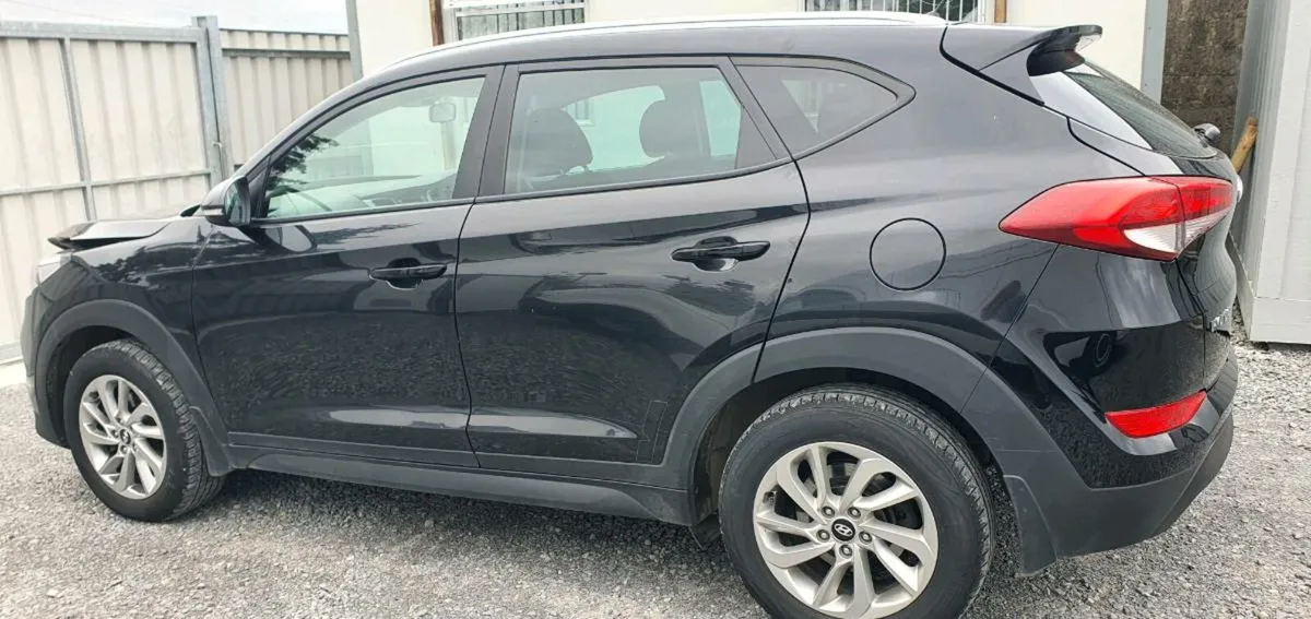 171 HYUNDAI TUCSON DIESEL - Image 4