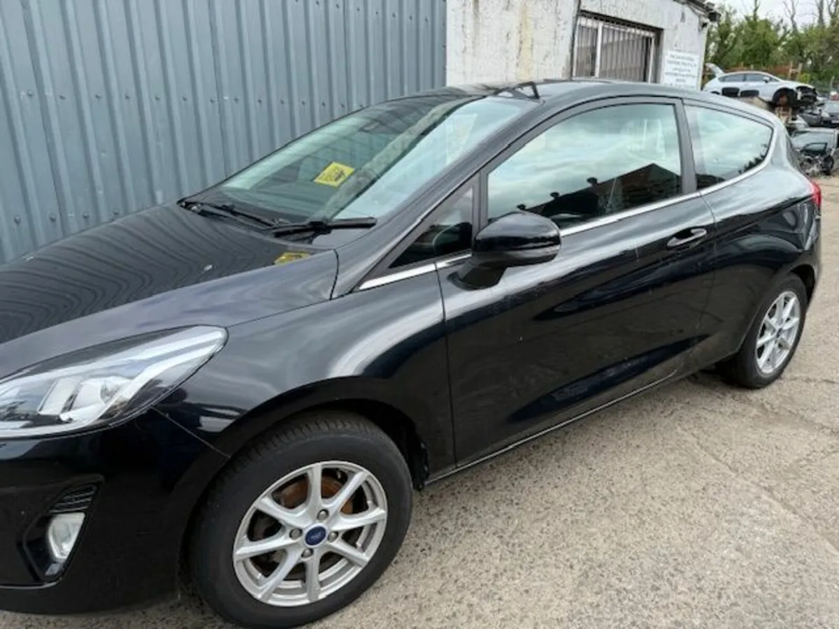 2017 FORD FIESTA 1.1L-P - Image 3