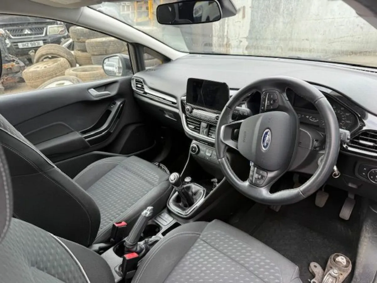 2017 FORD FIESTA 1.1L-P - Image 4