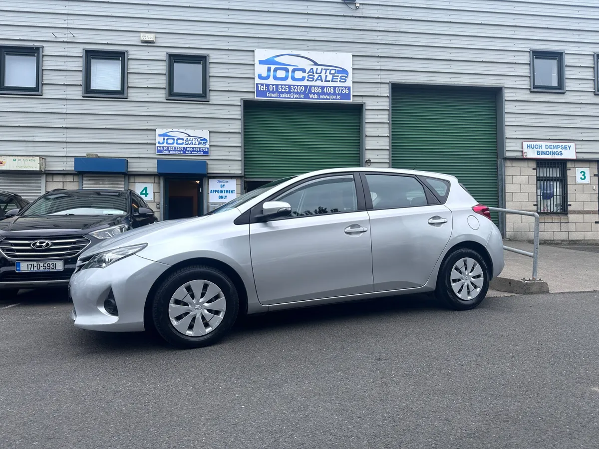 Toyota Auris 1.4 D4D, 2015 - Image 2