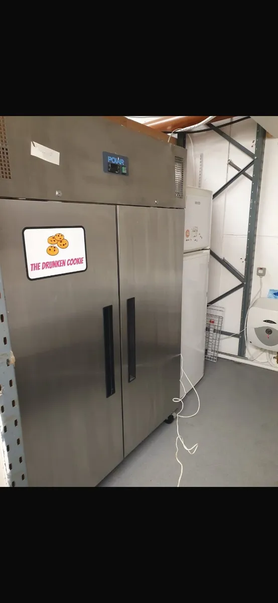 Market equipment - Image 1