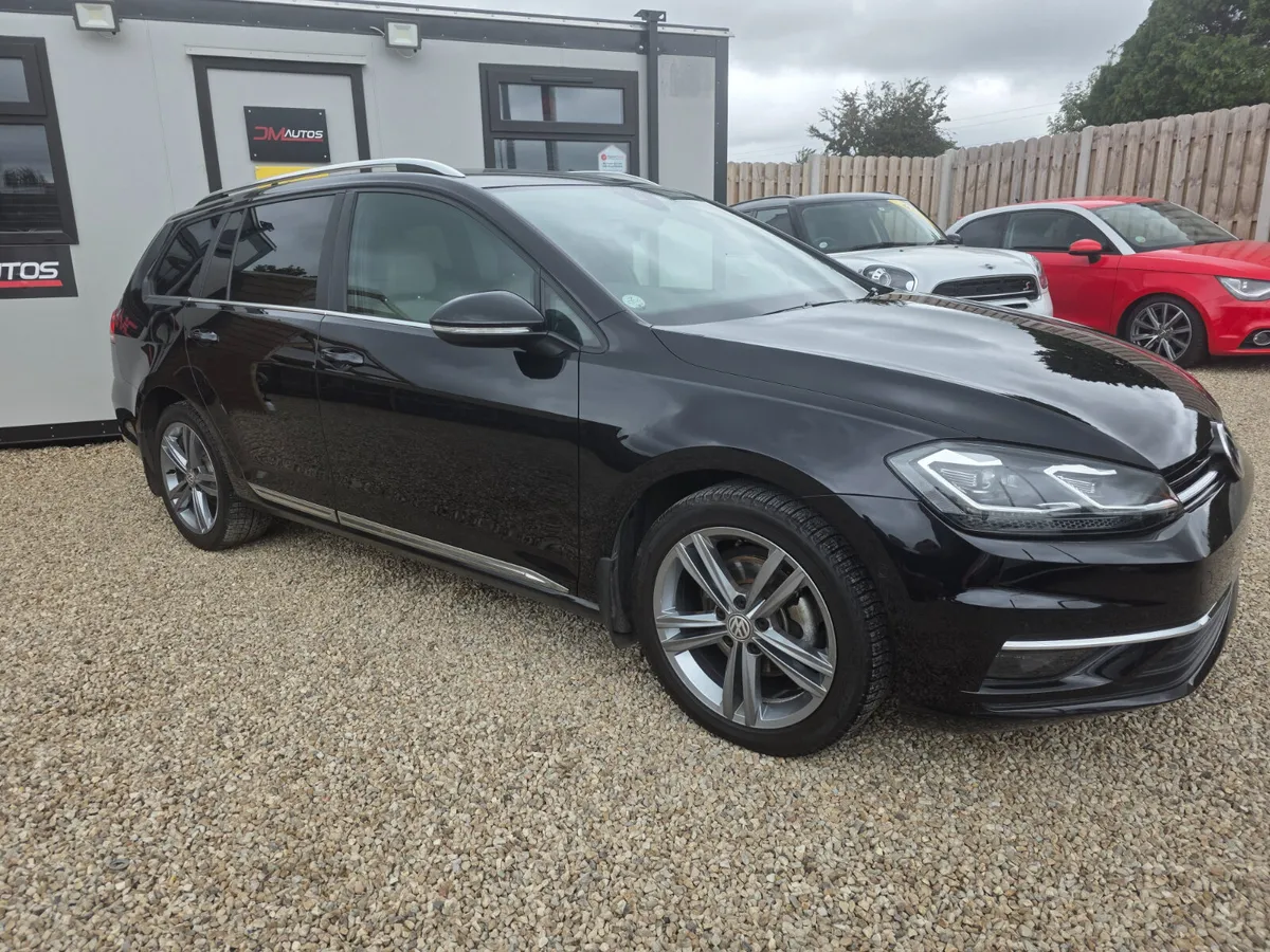 Volkswagen Golf Highline Automatic - Image 2