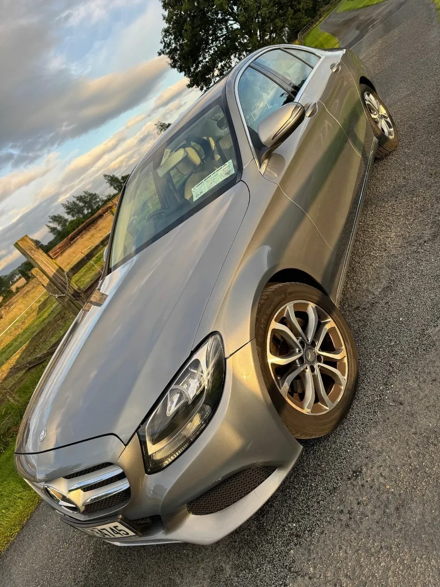 Mercedes-Benz C-Class 2016 - Image 2