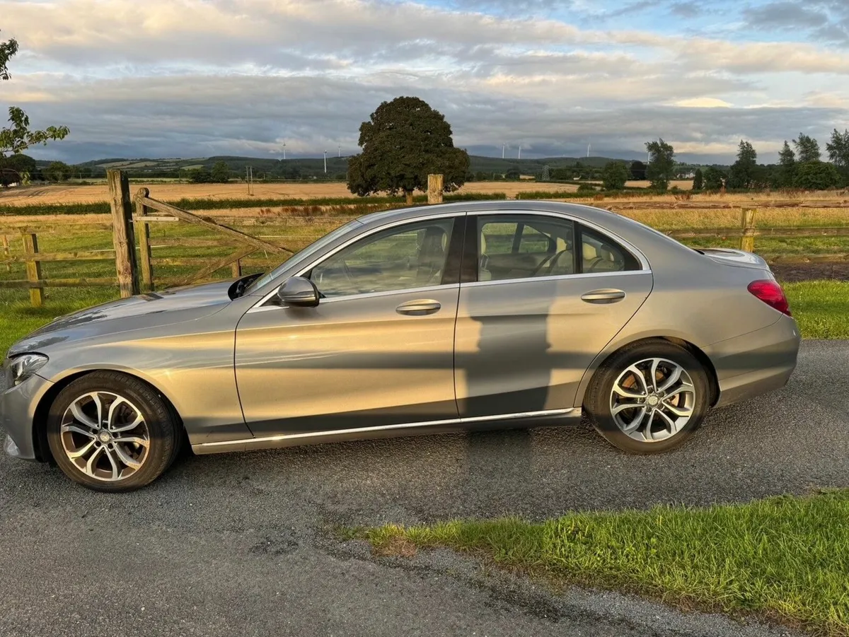 Mercedes-Benz C-Class 2016 - Image 4