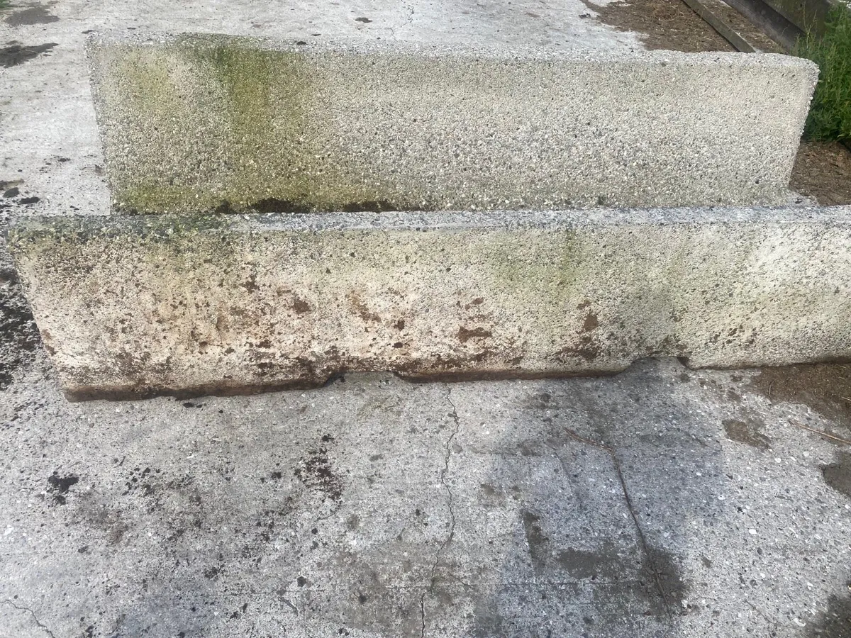 Feed troughs - Image 4