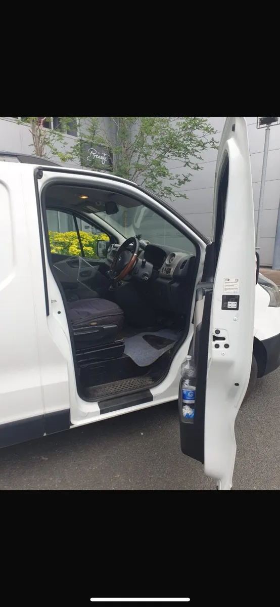 Renault Trafic 2015 - Image 4