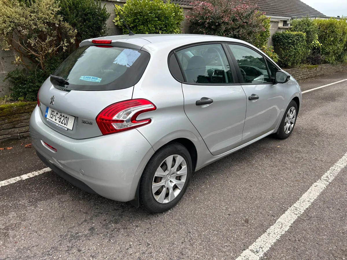 151 Peugeot 208 1.2 Petrol - Image 4