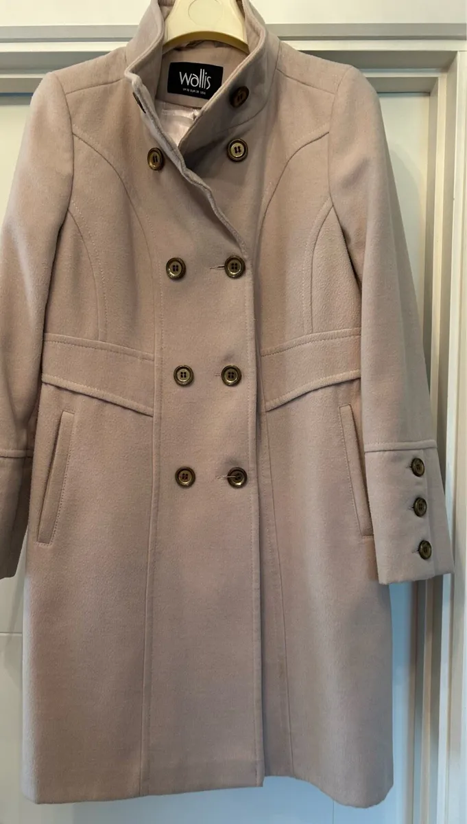 Coats & Dresses - Image 4