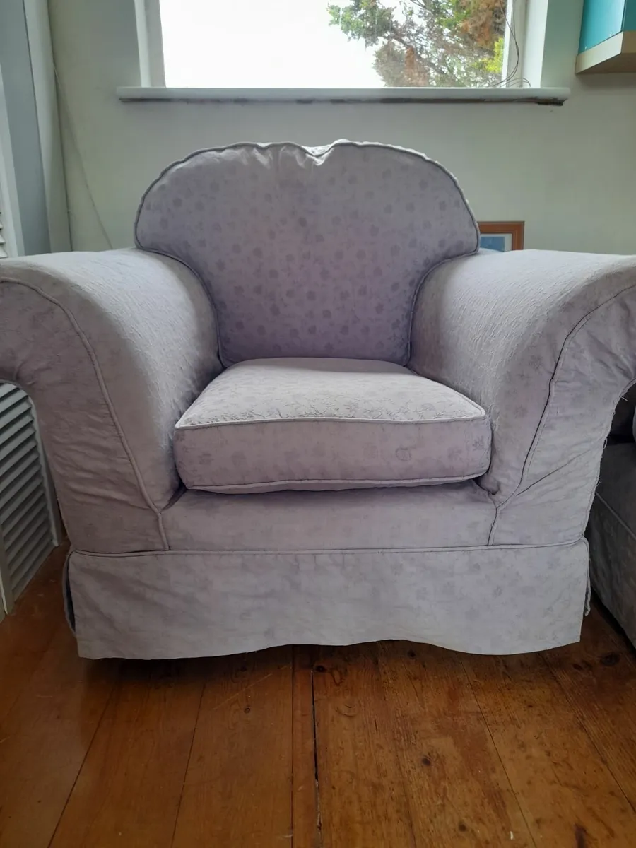 Sitting room chairs - Image 2
