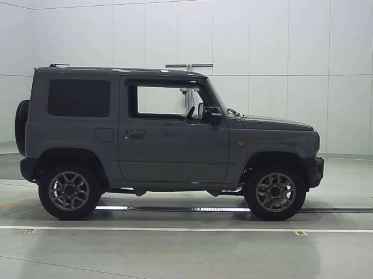 Jimny 2024 XC – 2,965 km – Save €10k vs Dealers - Image 2