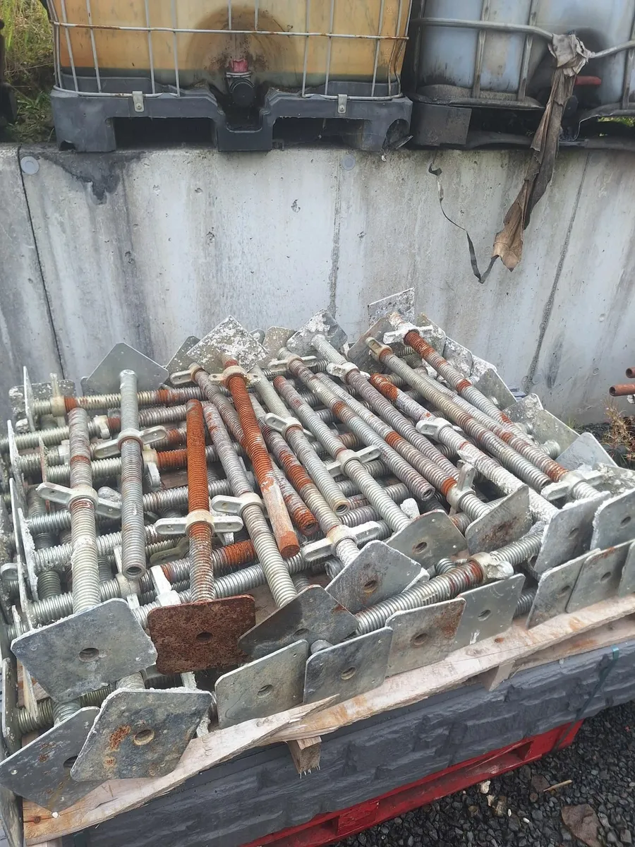 Scaffolding - Image 1