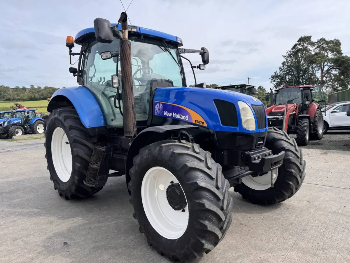 2008 New Holland T6070 - Image 4
