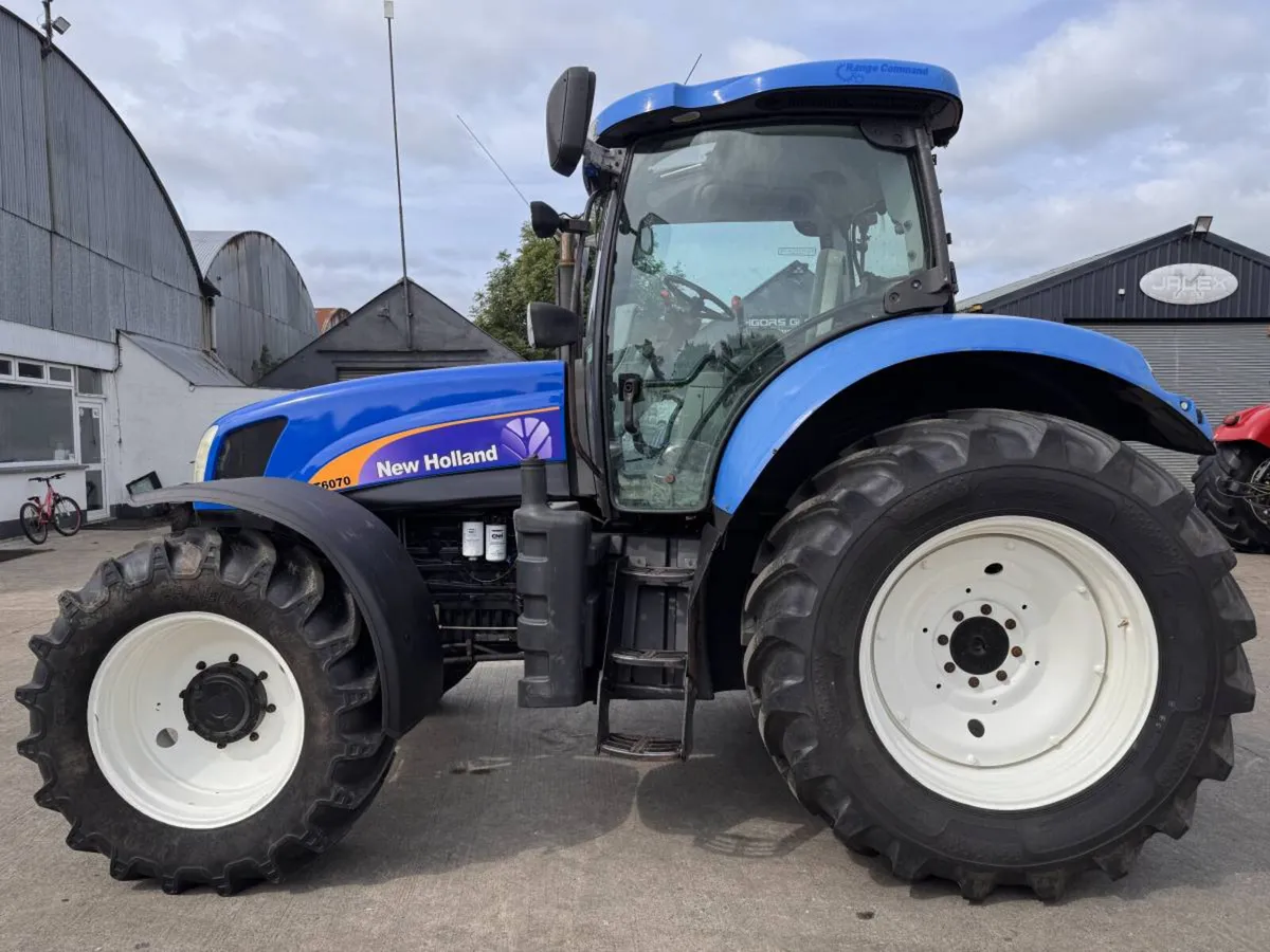 2008 New Holland T6070 - Image 2