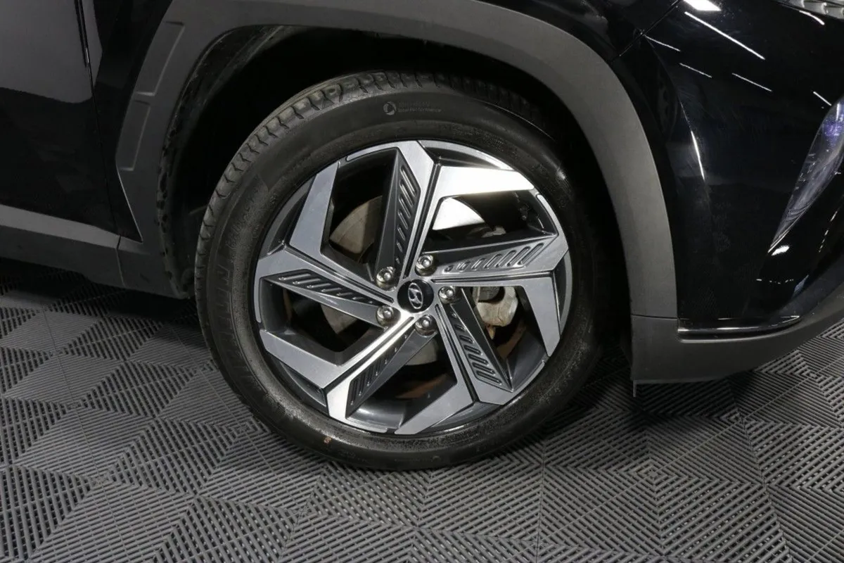 Hyundai Tucson Hybrid Executive Plus 1.6l Petrol - Image 3