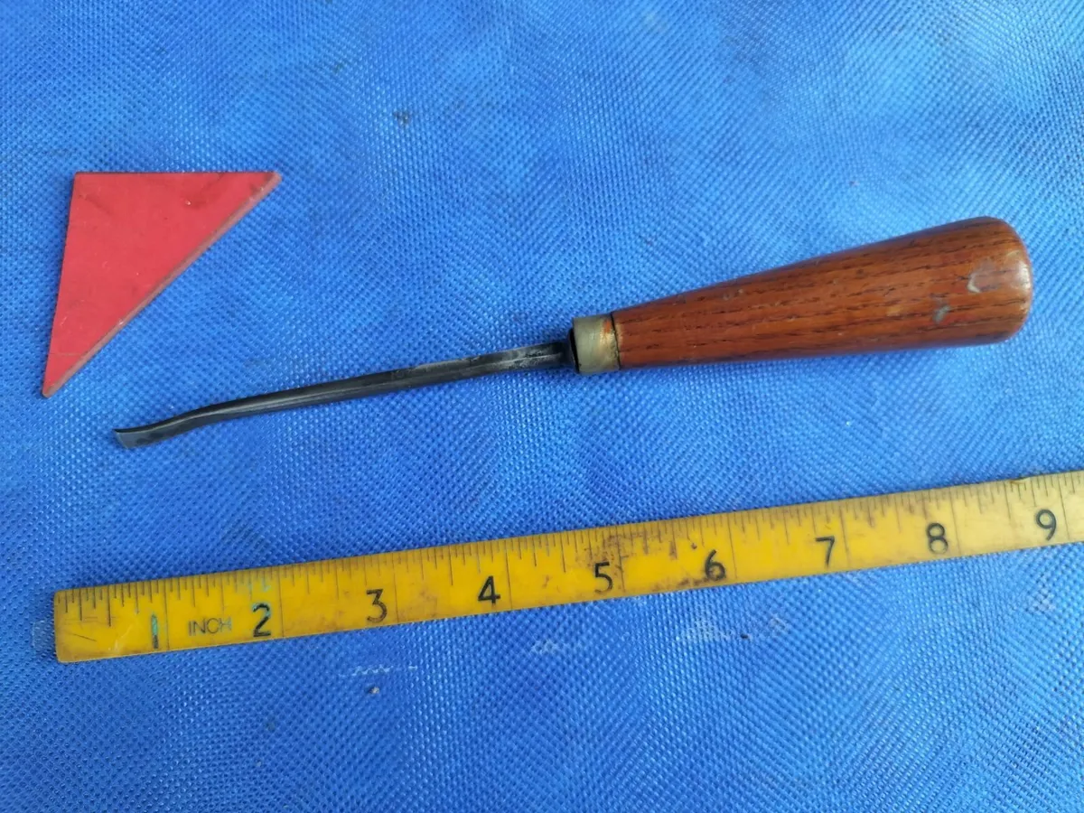 1/4" Spoon Chisel by Addis - Image 1