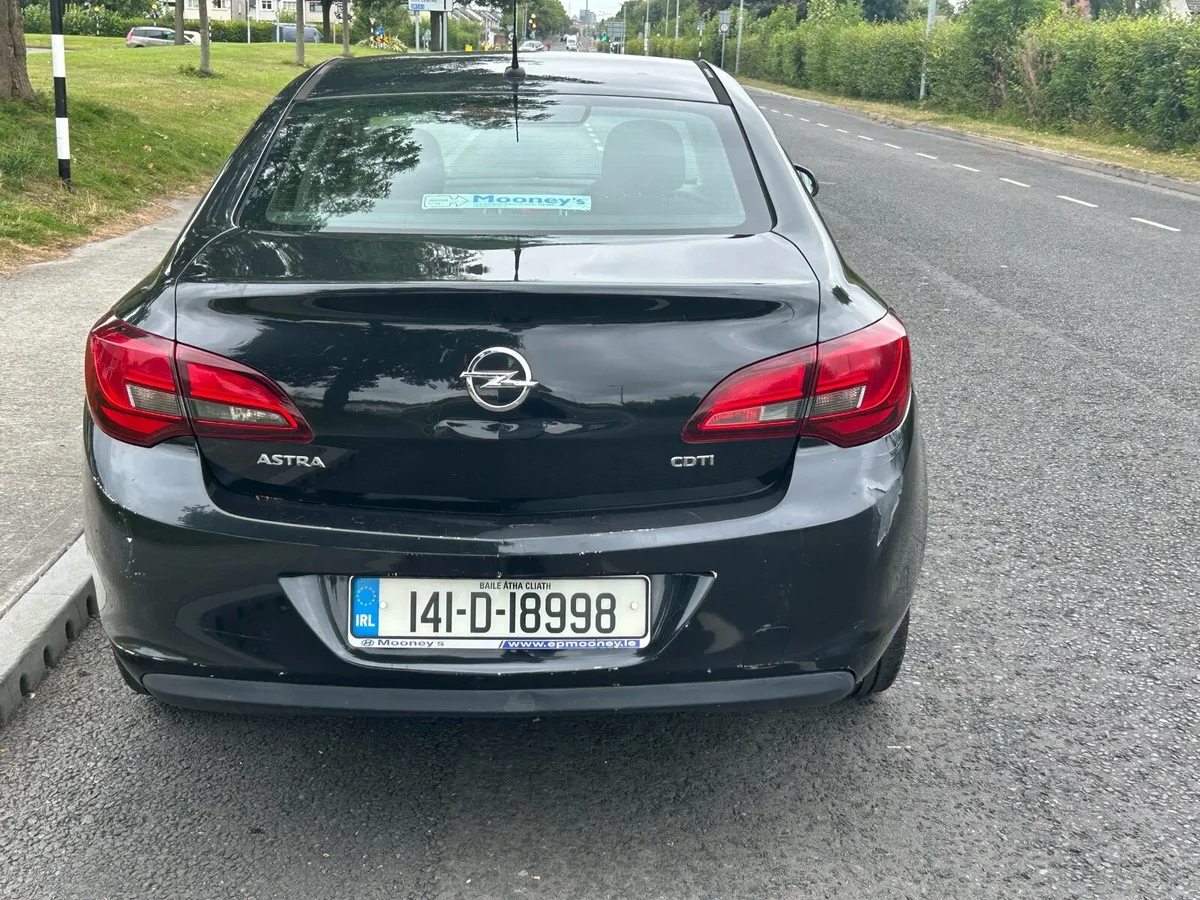 2014 OPEL ASTRA 1.7 CDTI 4DR NCT 3/26 TAX 11/25 - Image 4