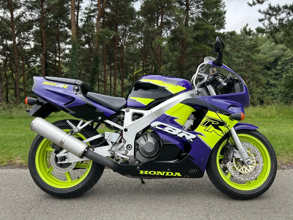 HONDA CBR900RR - Image 2