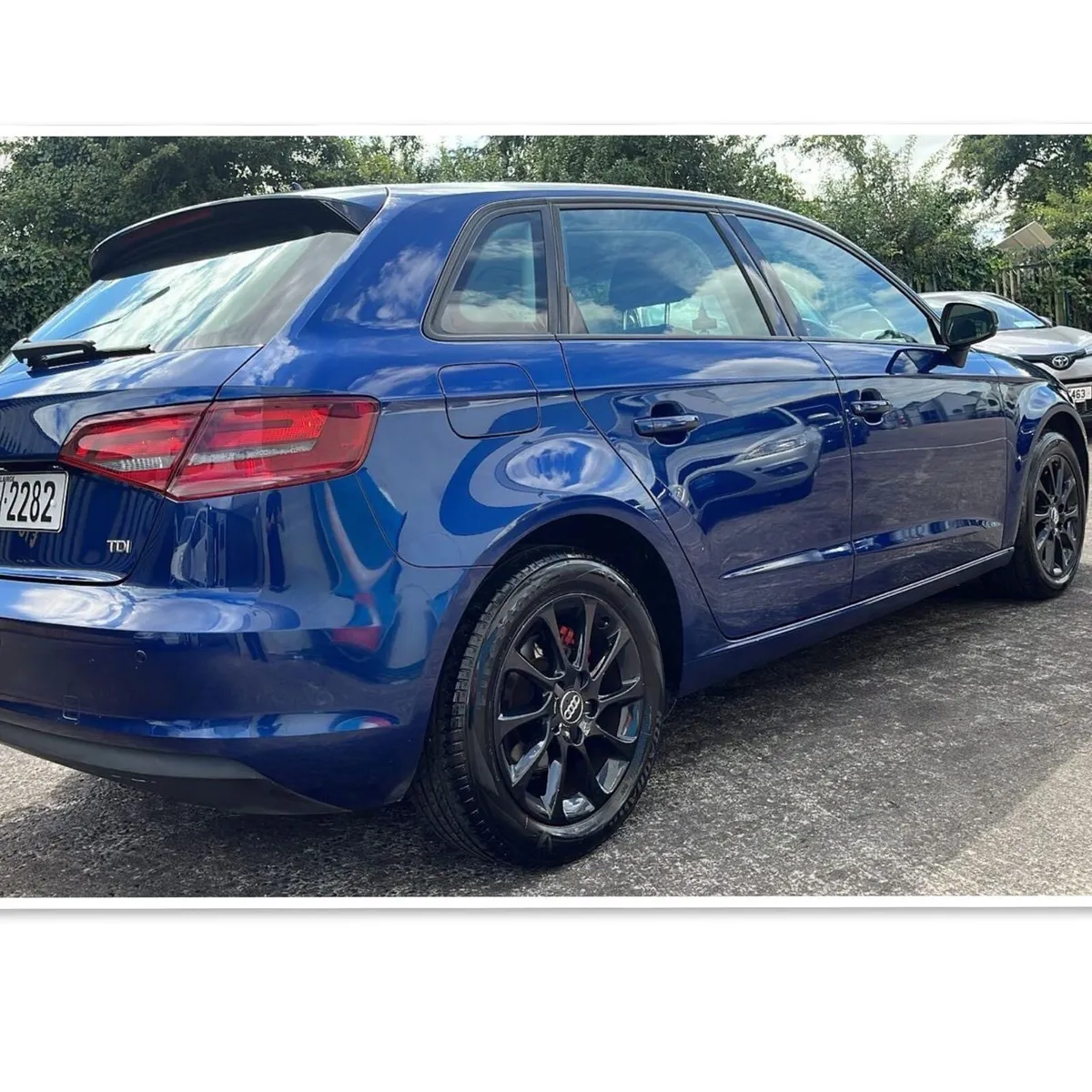 Car - Image 4