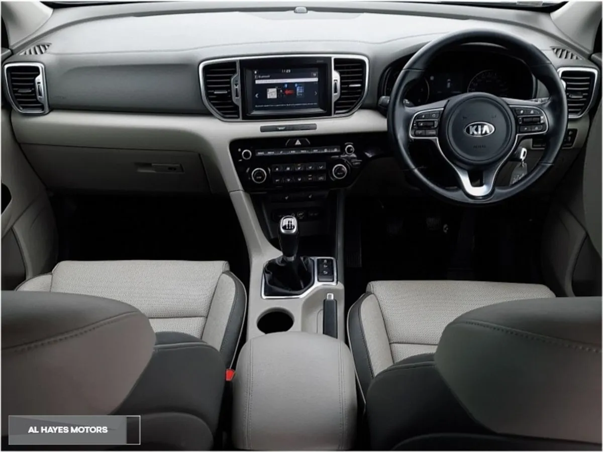 Kia Sportage  platinum Model --full Leather - Image 2